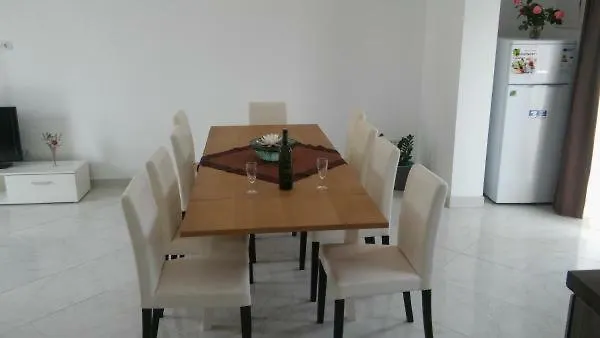 Pool House - Medulin Riviera Daire
